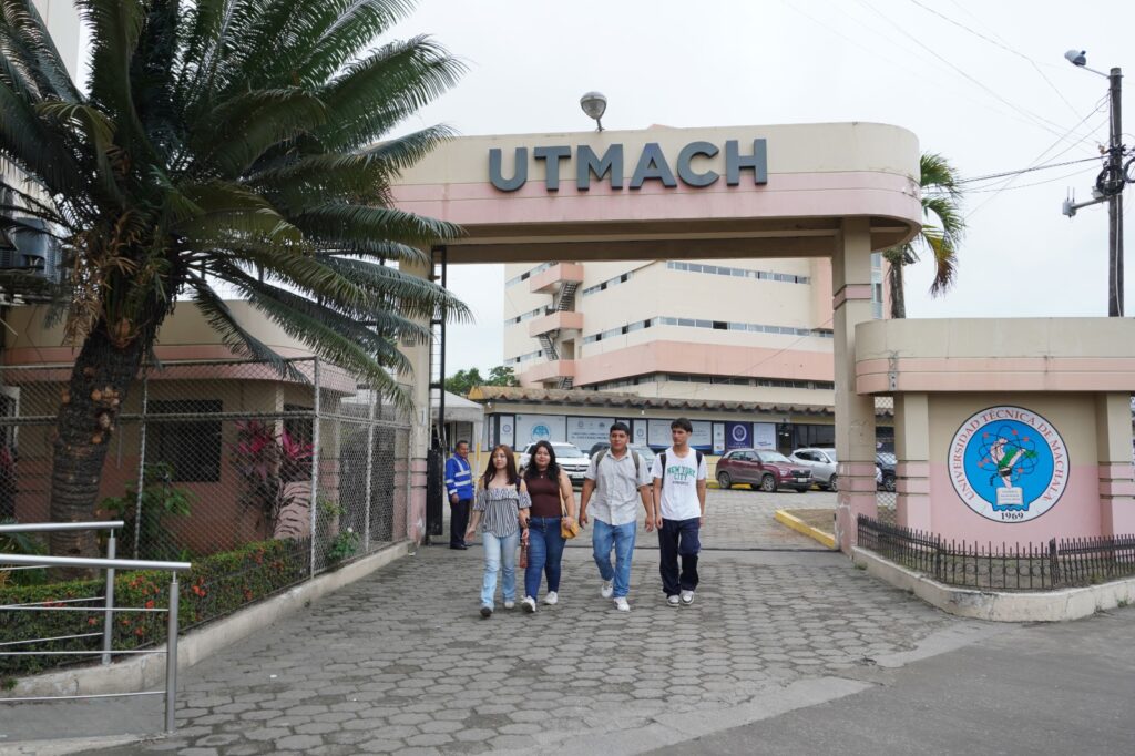 WhatsApp Image 2025-10-21 at 6.37.31 PM