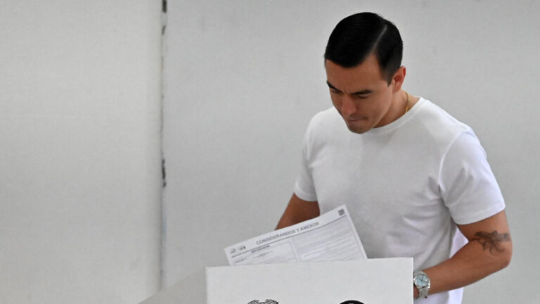 6919e0953b813.r_d.1194-600-3739