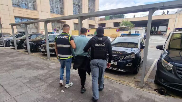 RQXHAOECPFAHDKMRZVTYJC6FKM