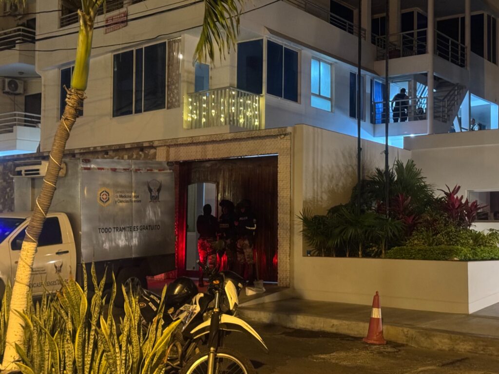 Sicarios-asesinan-a-un-colombiano-dentro-de-un-departamento-en-un-barrio-de-Manta