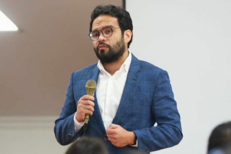 edgar-lama-ministerio-salud-1024x683