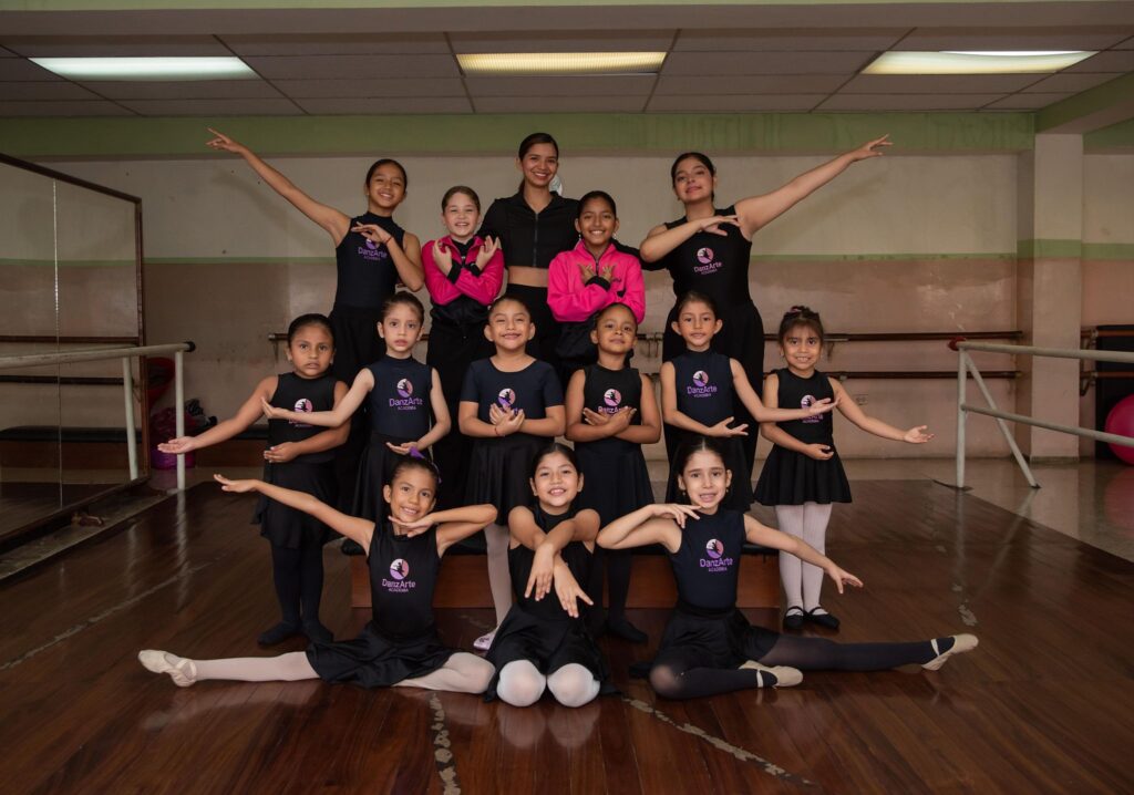 595167838_1695556344906869_3661042168074385957_n