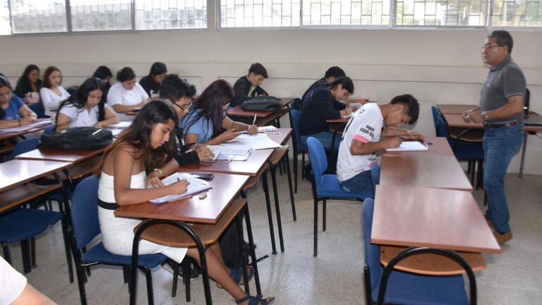 WhatsApp Image 2025-12-01 at 6.40.20 PM