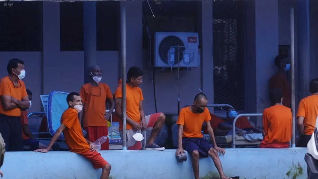 20251203200987-gye-penitenciaria-tuberculosis.jpg_572713576