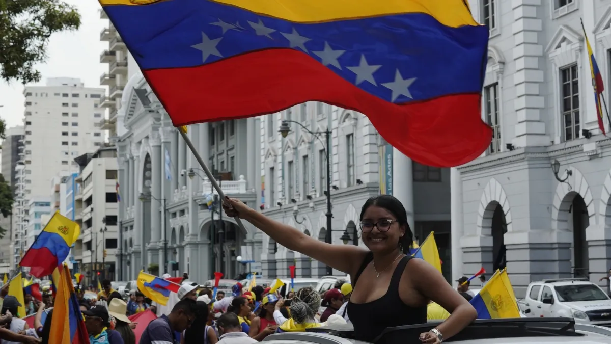 20260103204324-gye-festejo-venezolano.jpg_1797230668