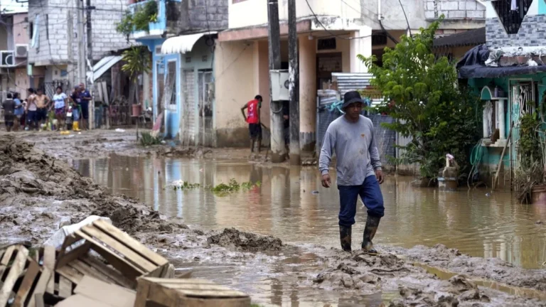 20260311211338-gye-inundaciones-balao.jpg_337939382