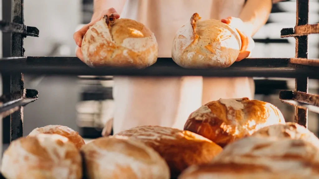 bread-baking-industry-tasty-pastry.jpg_1699233957